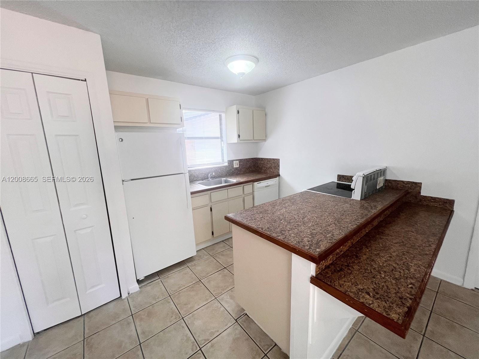 1832 My Place j-39 — photo 4