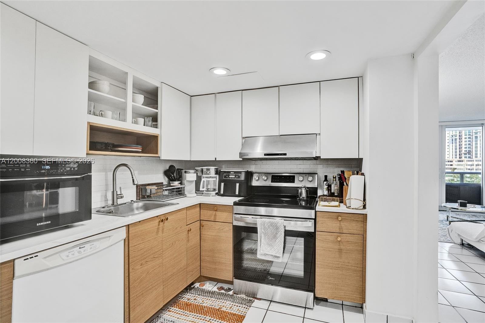 100 Bayview Drive 401, Sunny Isles Beach, FL 33160 photo 14