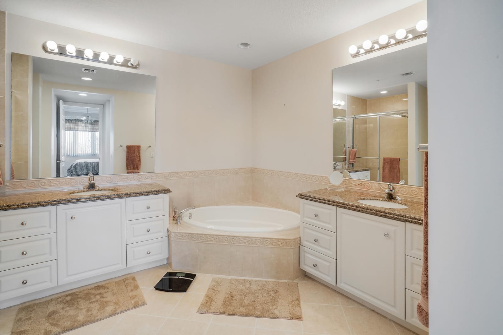 36 Harbour Isle Drive W 205, Fort Pierce, FL 34949 photo 21