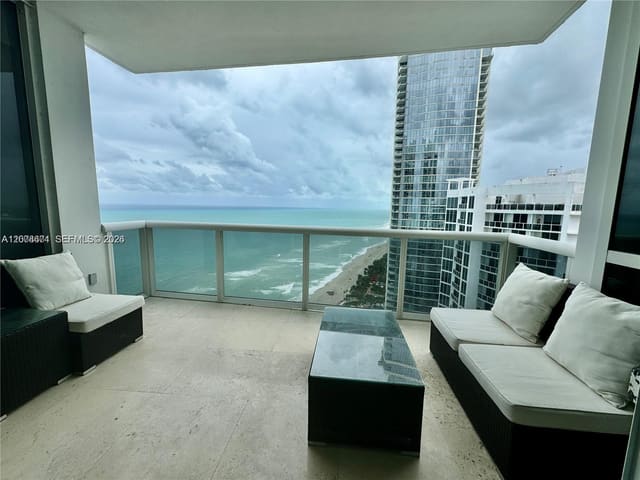 18101 Collins Avenue 4302, Sunny Isles Beach, FL 33160