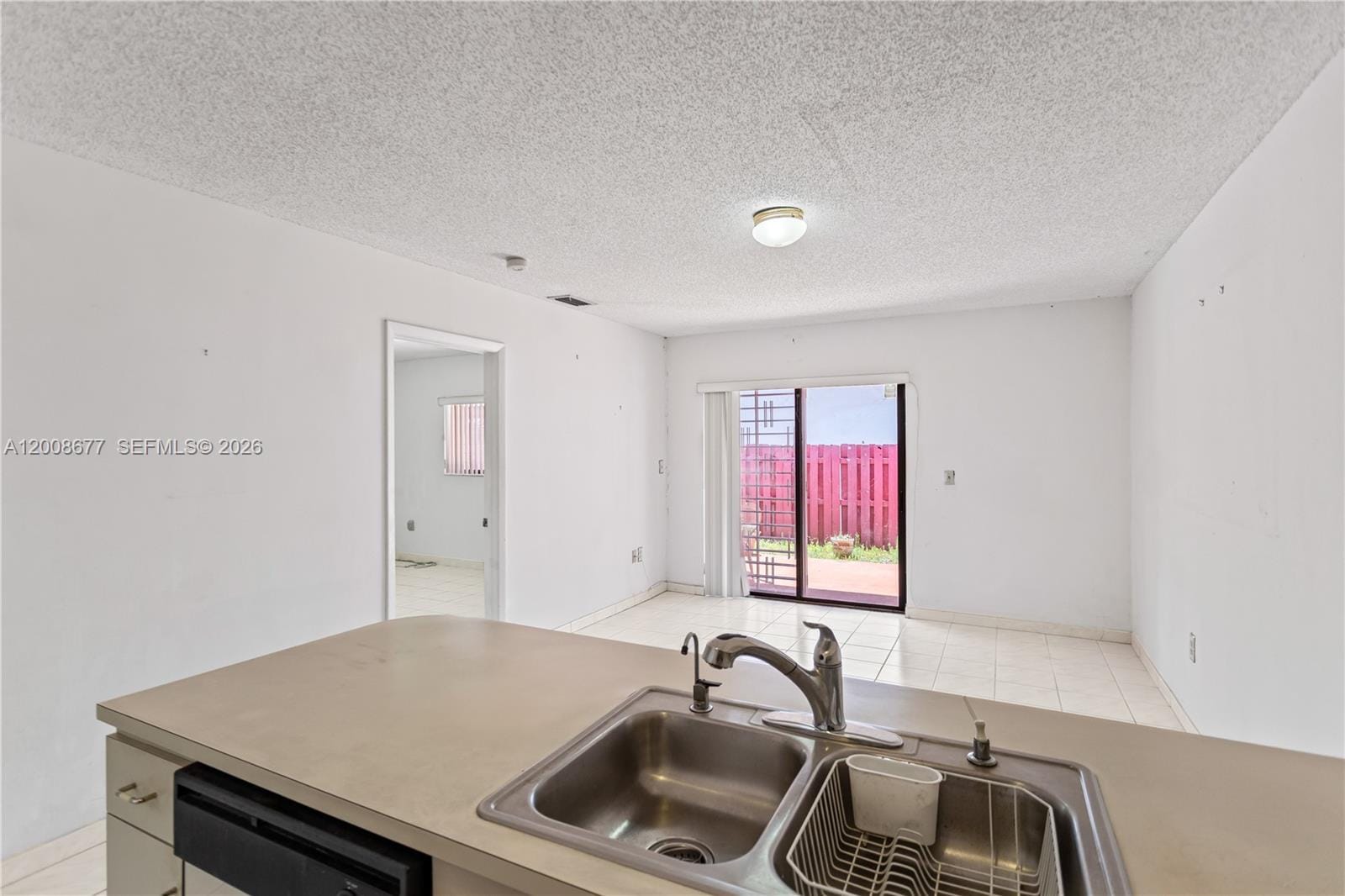 8800 NW 118th Street, Hialeah Gardens, FL 33018 photo 10