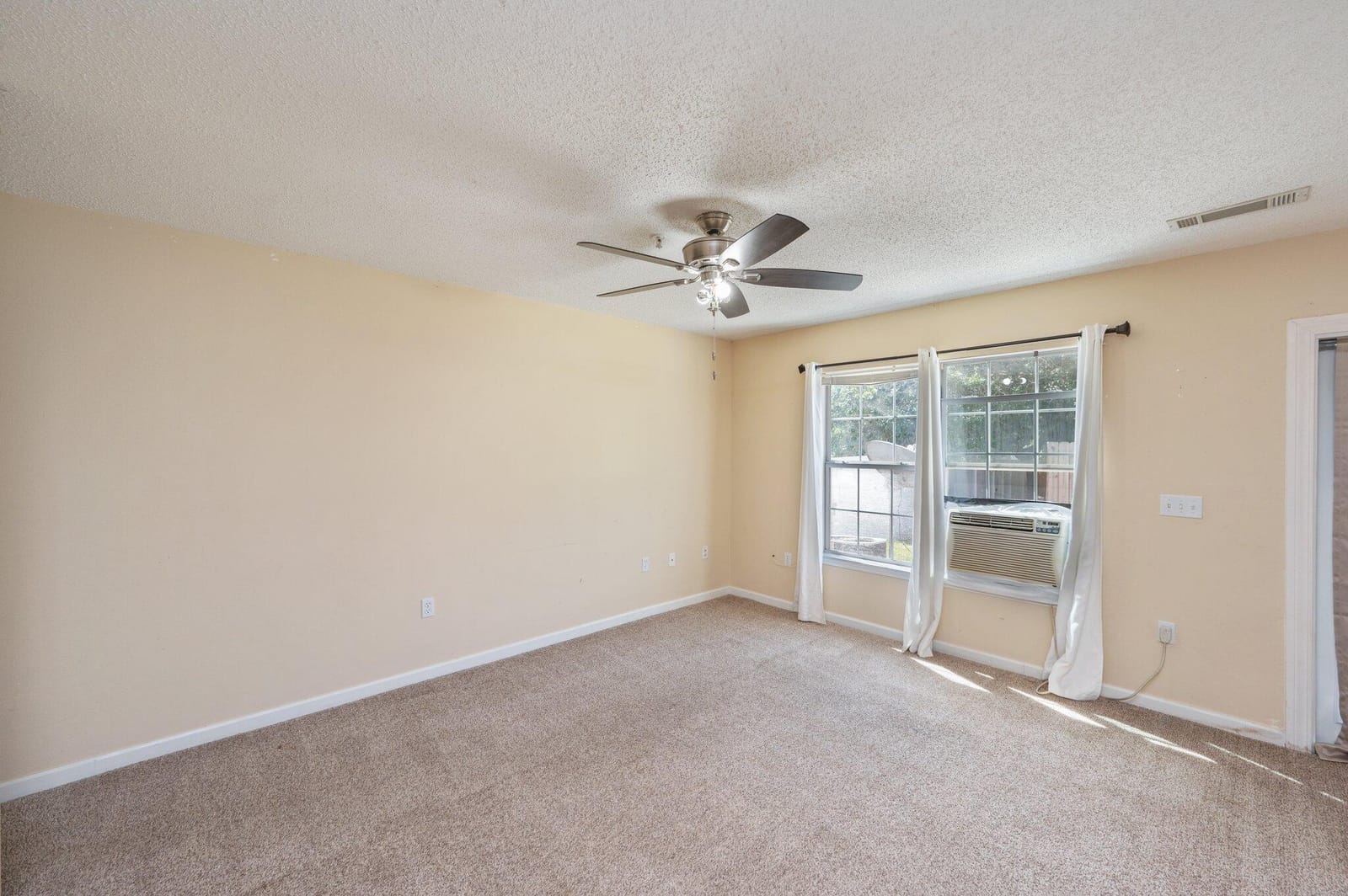 307 Crooked Pine Trail — photo 9