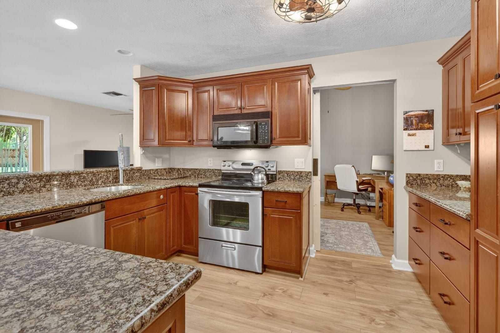 784 Wisper Bay Drive — photo 10