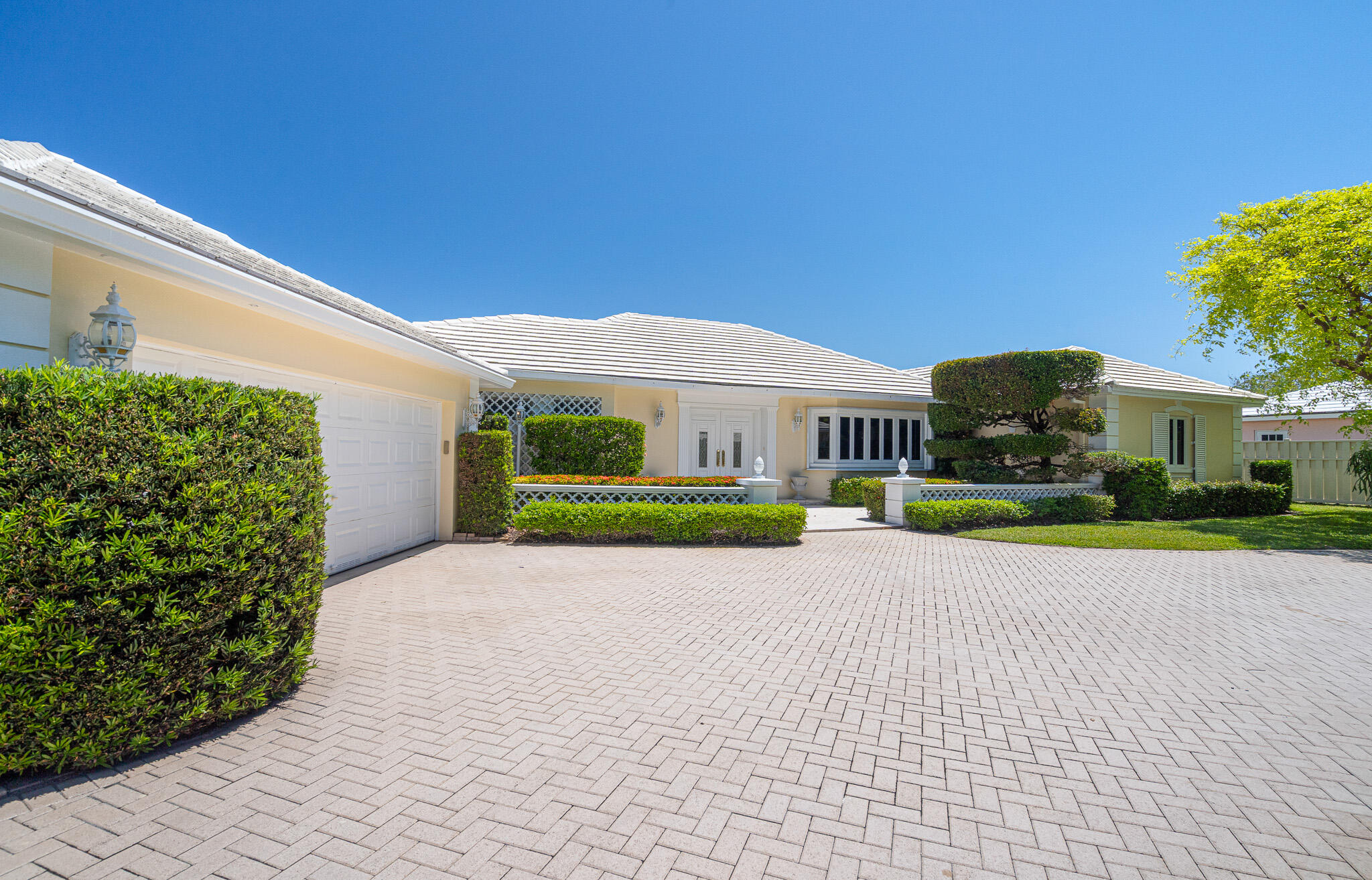 57 Cayuga Road, Sea Ranch Lakes, FL 33308, Sea Ranch Lakes