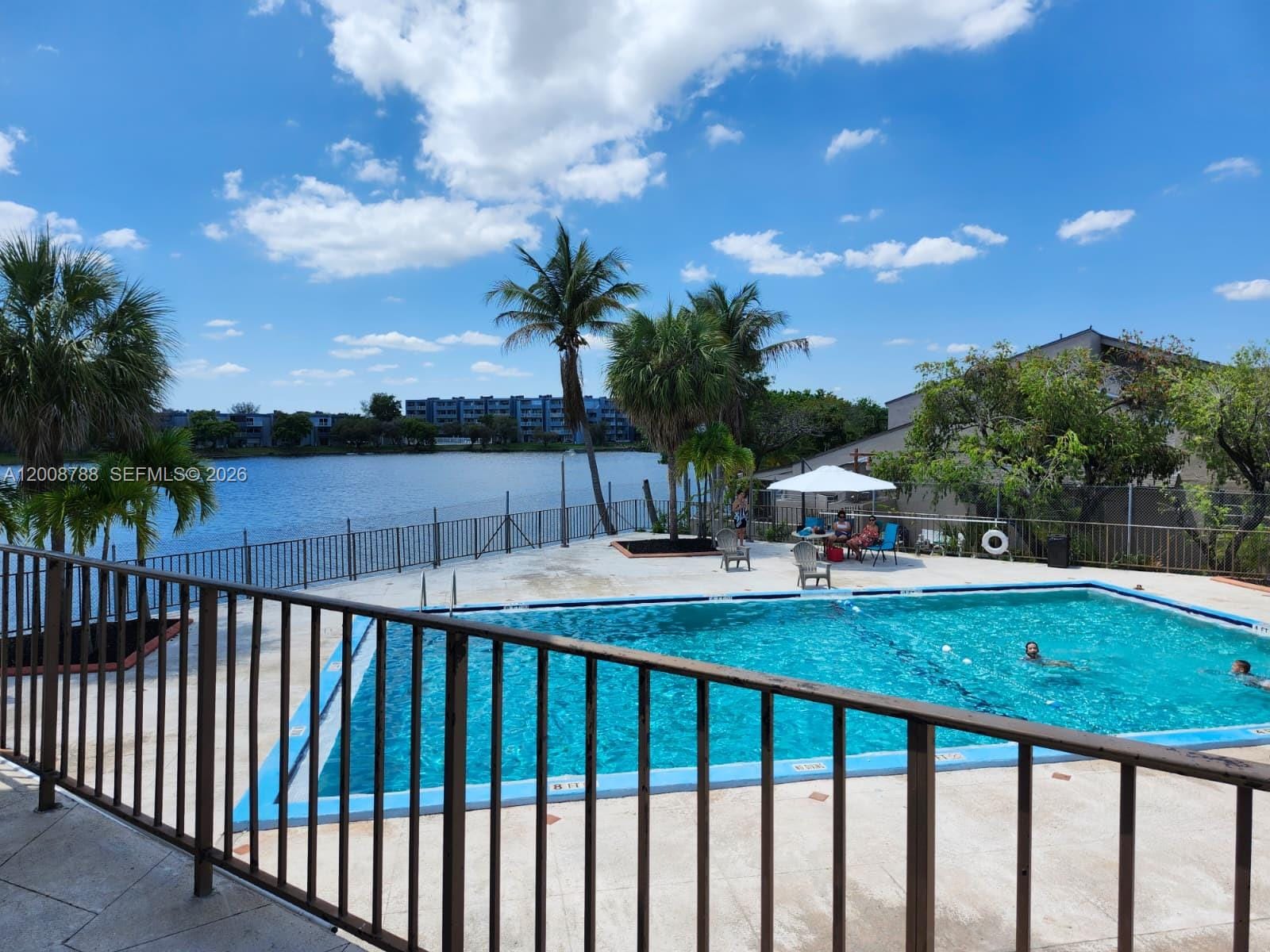9195 Fontainebleau Boulevard 6, Miami, FL 33172 photo 26