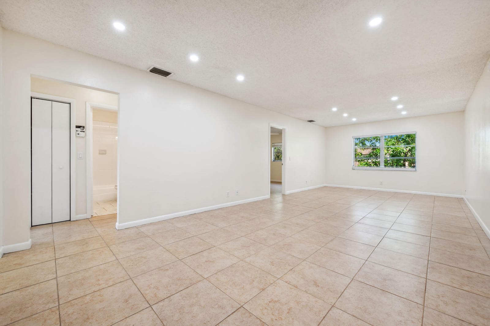 308 Southwind Court 6 — photo 6