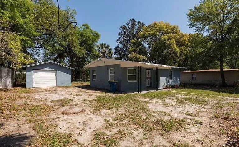 2513 Spirea Street — photo 4