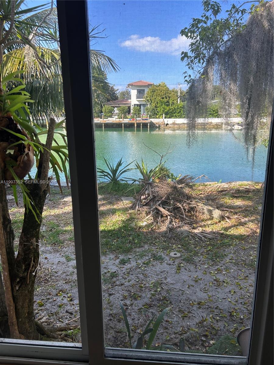 1795 Calais Drive 4, Miami Beach, FL 33141, Miami Beach
