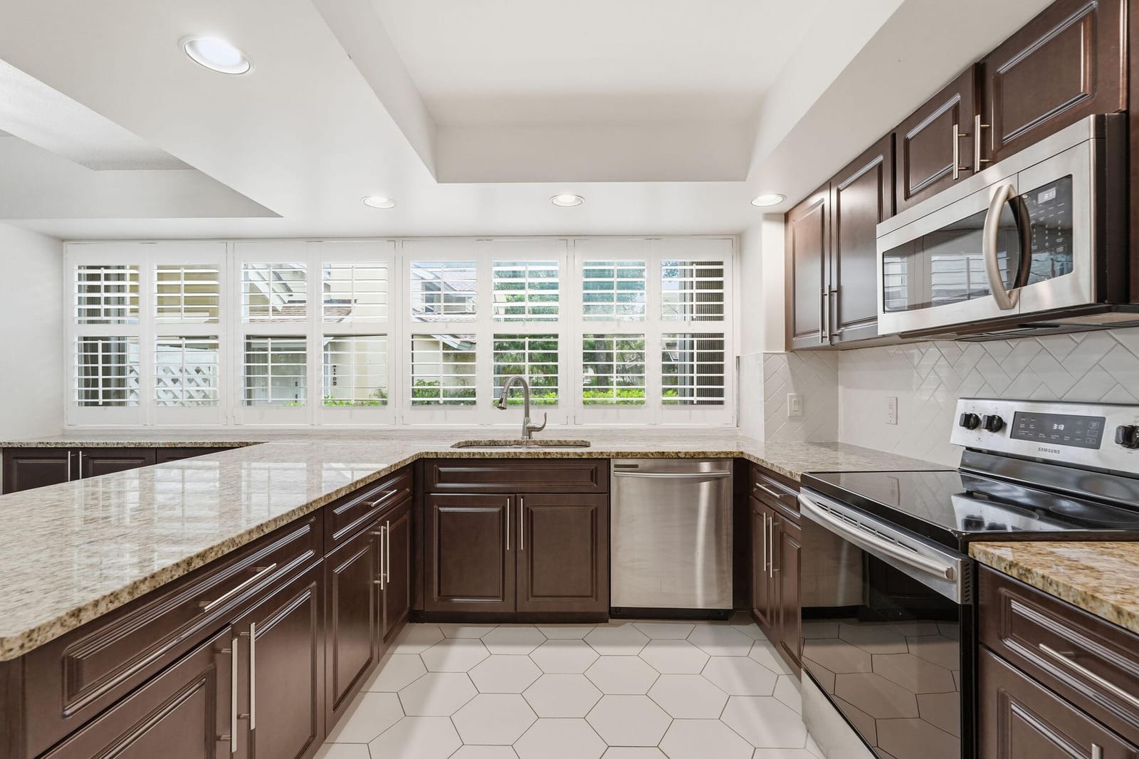 8111 Northboro Court 11d, Lake Clarke Shores, FL 33406 photo 14