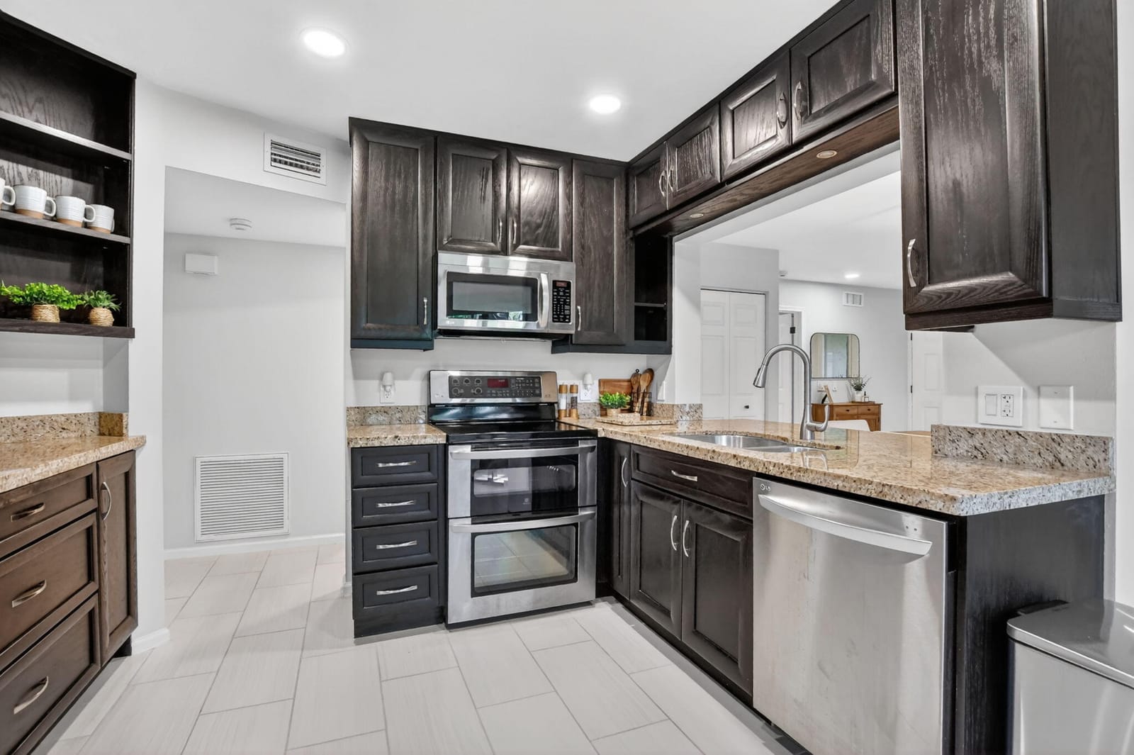 5530 Coach House Circle A, Boca Raton, FL 33486 photo 12