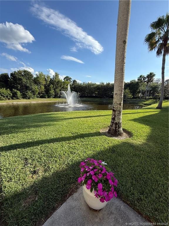 1560 SE Hampshire Way 204, Stuart, FL 34994 photo 2