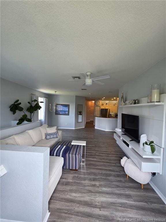 1560 SE Hampshire Way 204, Stuart, FL 34994 photo 4