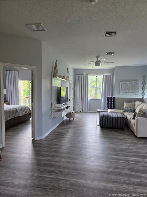1560 SE Hampshire Way 204, Stuart, FL 34994 photo 5
