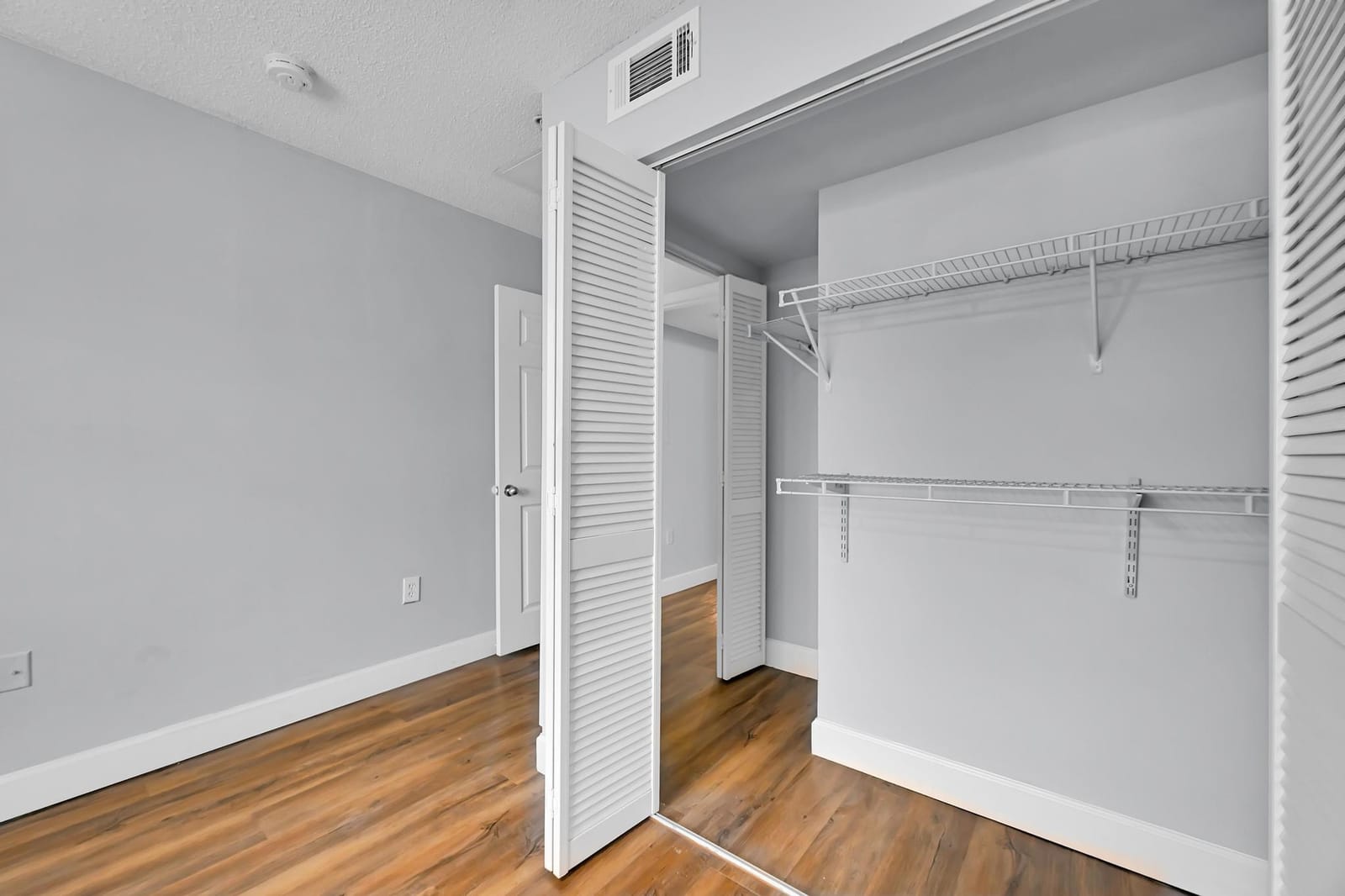 3740 NW Adriatic Lane — photo 11
