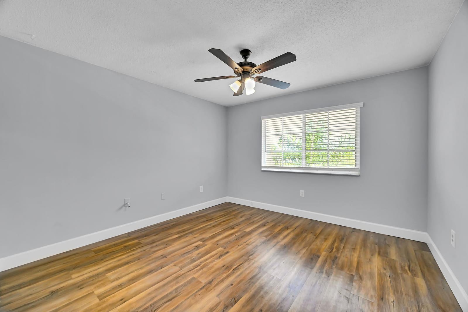 3740 NW Adriatic Lane — photo 12