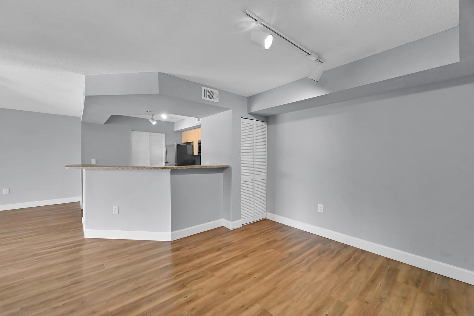 3740 NW Adriatic Lane — photo 9