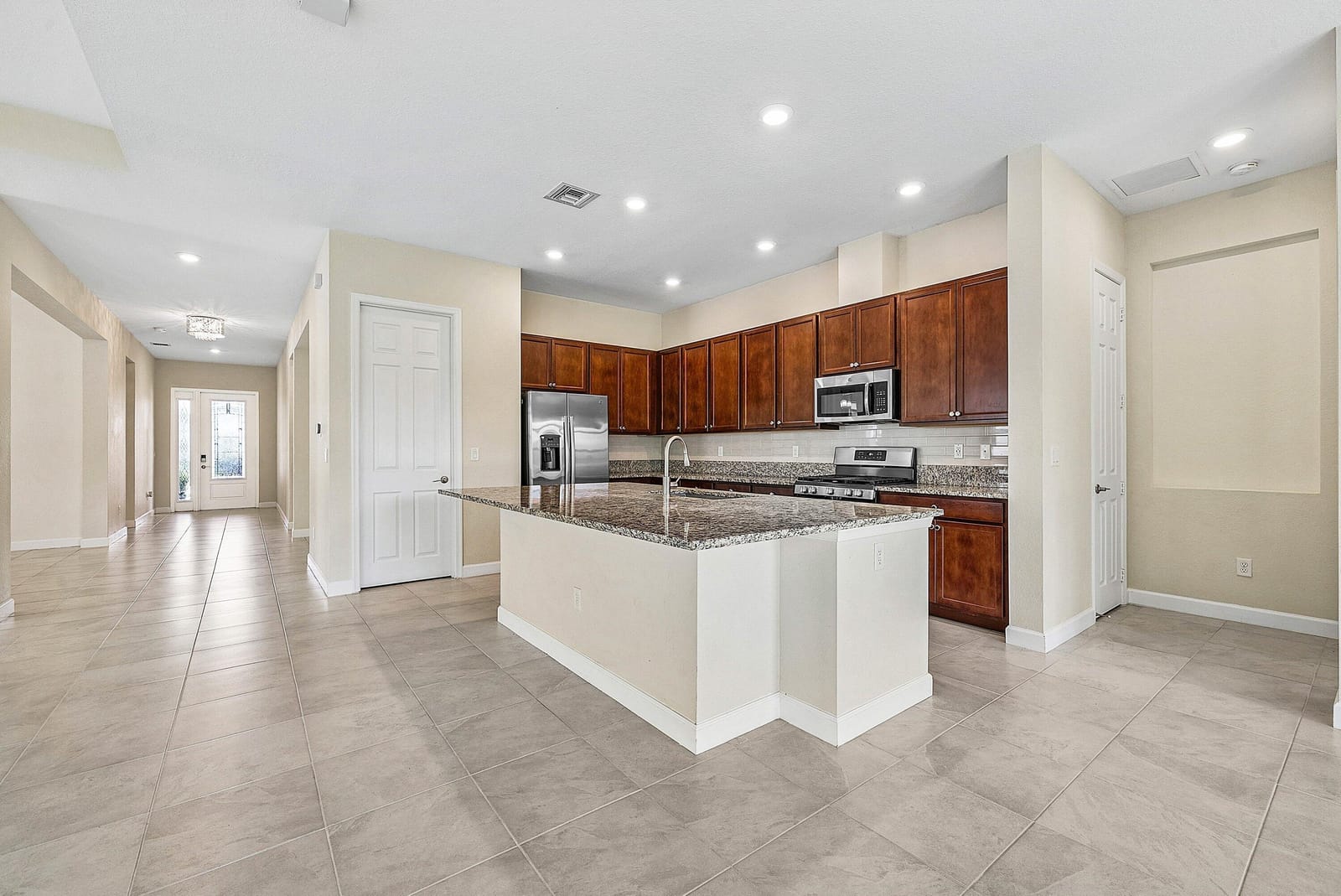 1031 Ember Ridge Run, Loxahatchee, FL 33470 photo 9