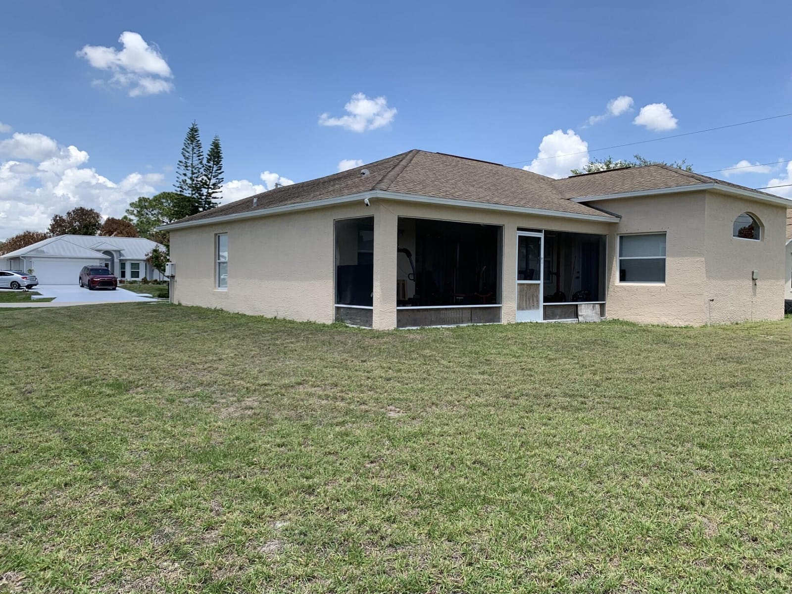 892 SW Duncan Terrace — photo 3