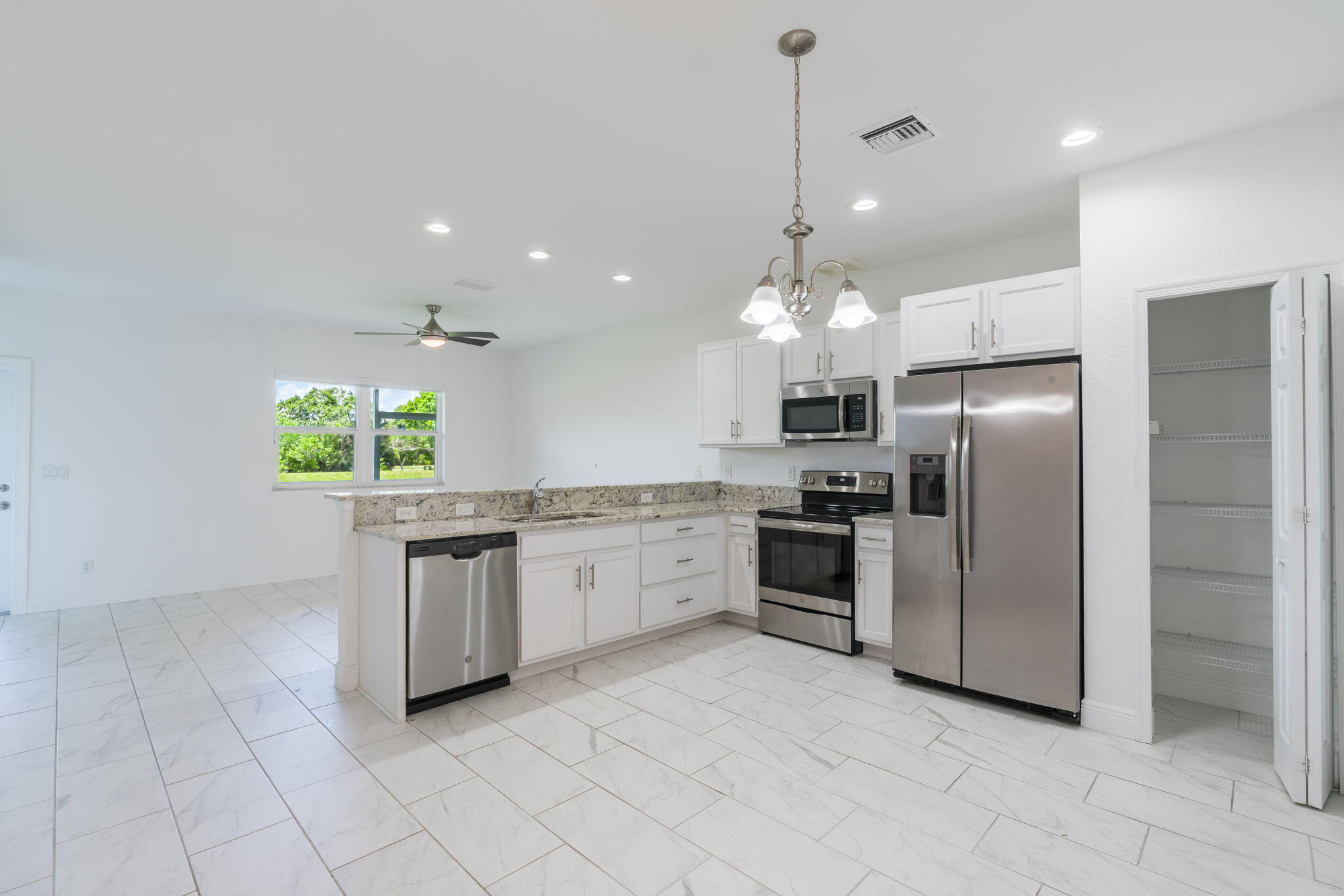 696 NE Waters Edge Lane, Port St. Lucie, FL 34983, Port St Lucie