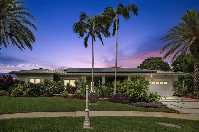 16751 Waters Edge Drive, Weston, FL 33326