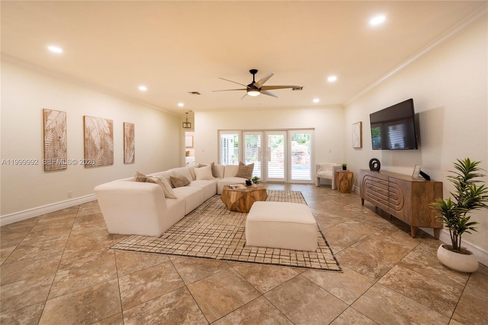 16751 Waters Edge Drive, Weston, FL 33326 photo 9