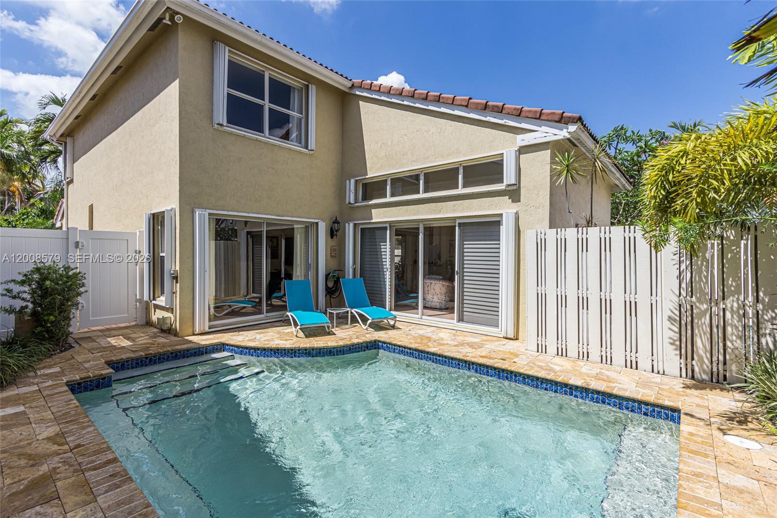 1125 Queen Palm Court, Hollywood, FL 33019, Hollywood