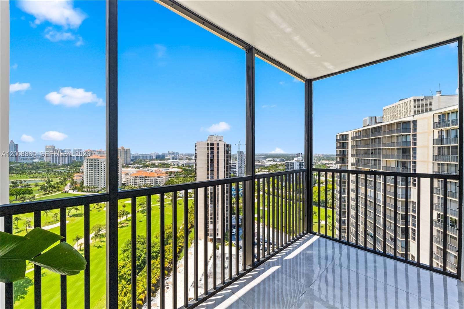 20379 W Country Club Drive 2539 — photo 9