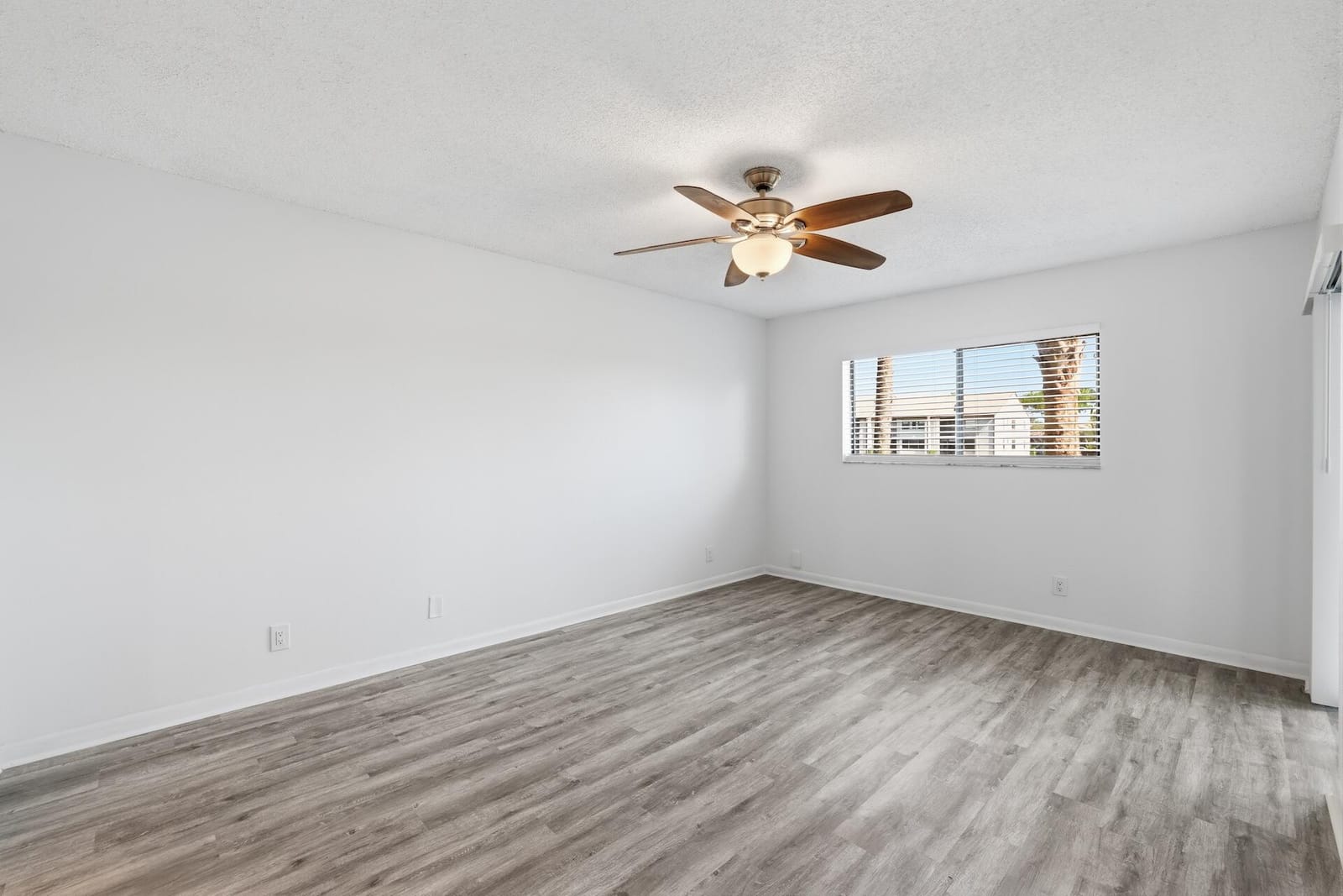 4725 E Lucerne Lakes Blvd Boulevard E 114, Lake Worth, FL 33467 photo 12