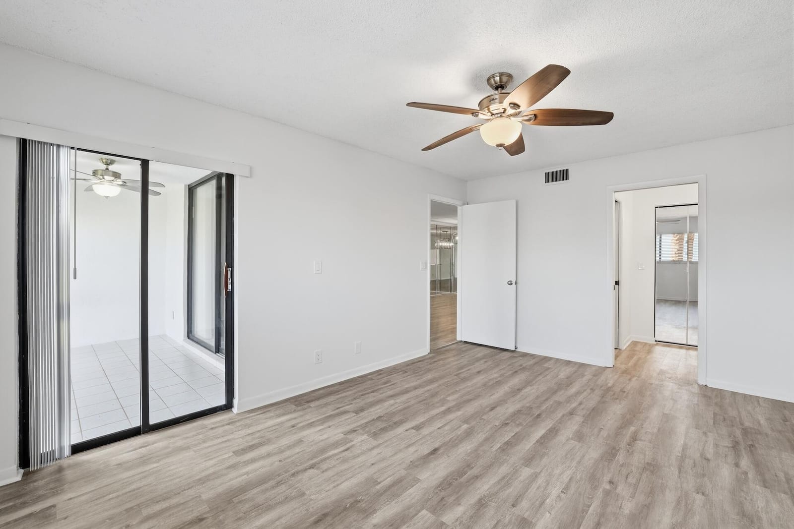 4725 E Lucerne Lakes Blvd Boulevard E 114, Lake Worth, FL 33467 photo 13