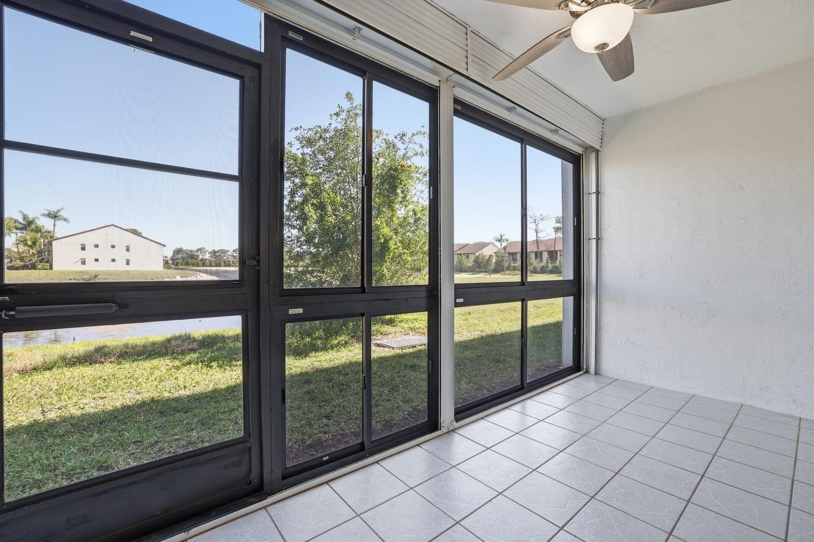 4725 E Lucerne Lakes Blvd Boulevard E 114, Lake Worth, FL 33467 photo 17