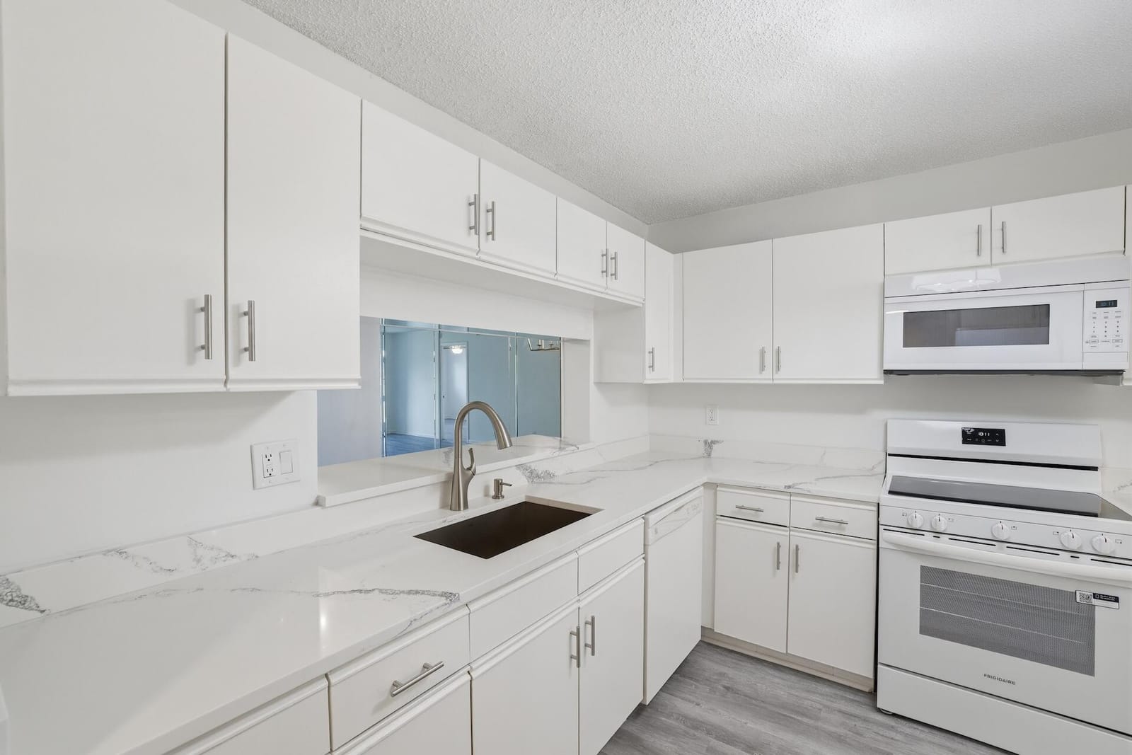 4725 E Lucerne Lakes Blvd Boulevard E 114, Lake Worth, FL 33467 photo 5