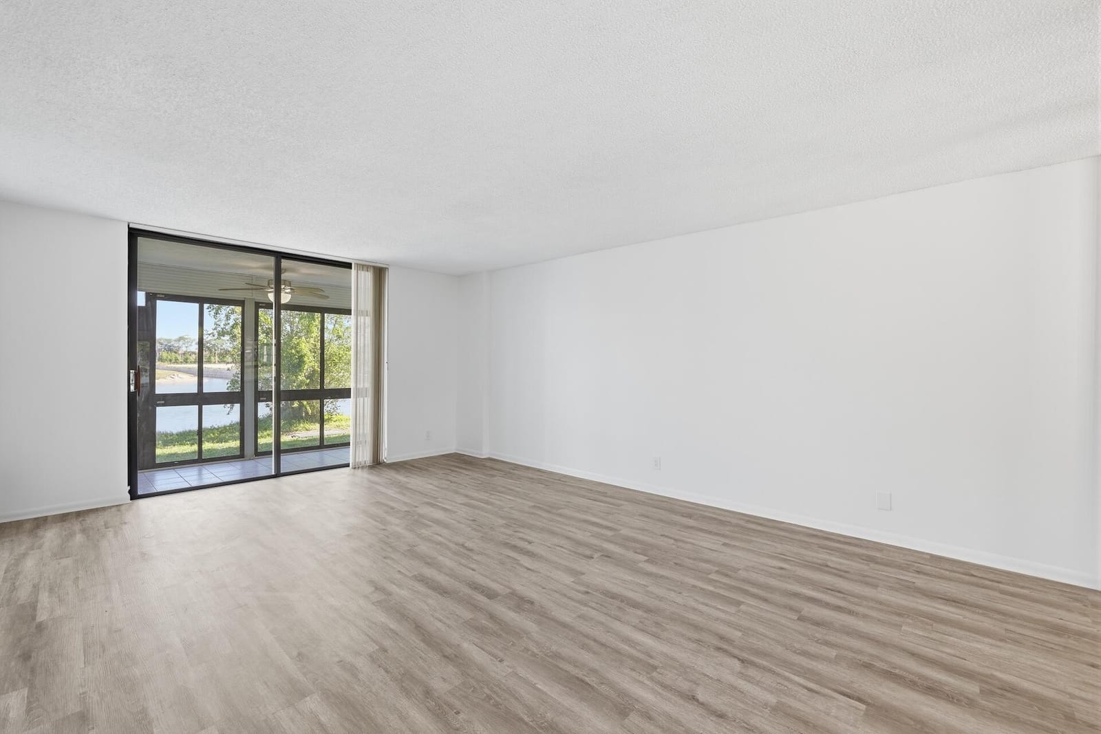4725 E Lucerne Lakes Blvd Boulevard E 114, Lake Worth, FL 33467 photo 10