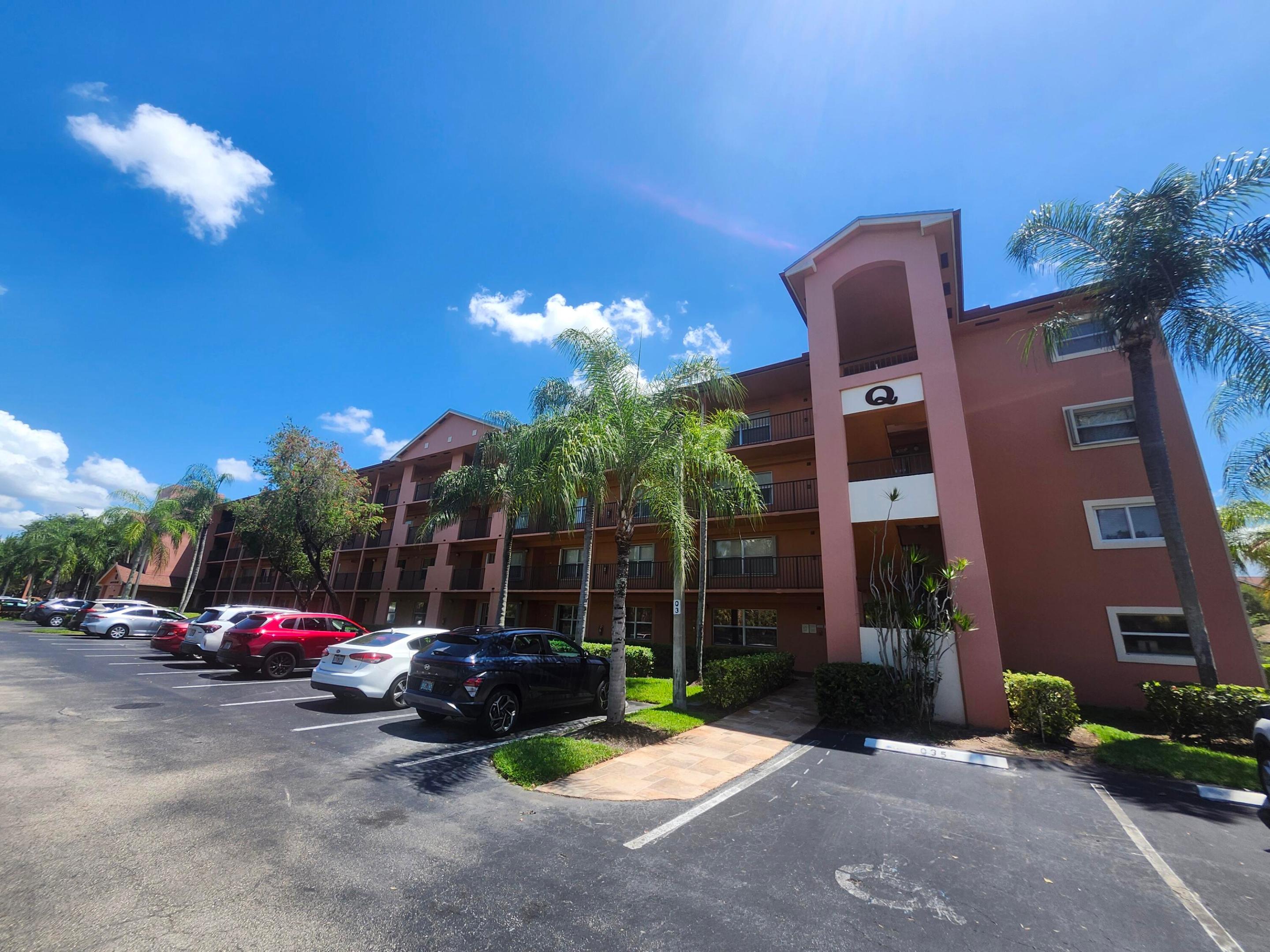601 SW 142nd Avenue SW 413 Q, Pembroke Pines, FL 33027, Pembroke Pines