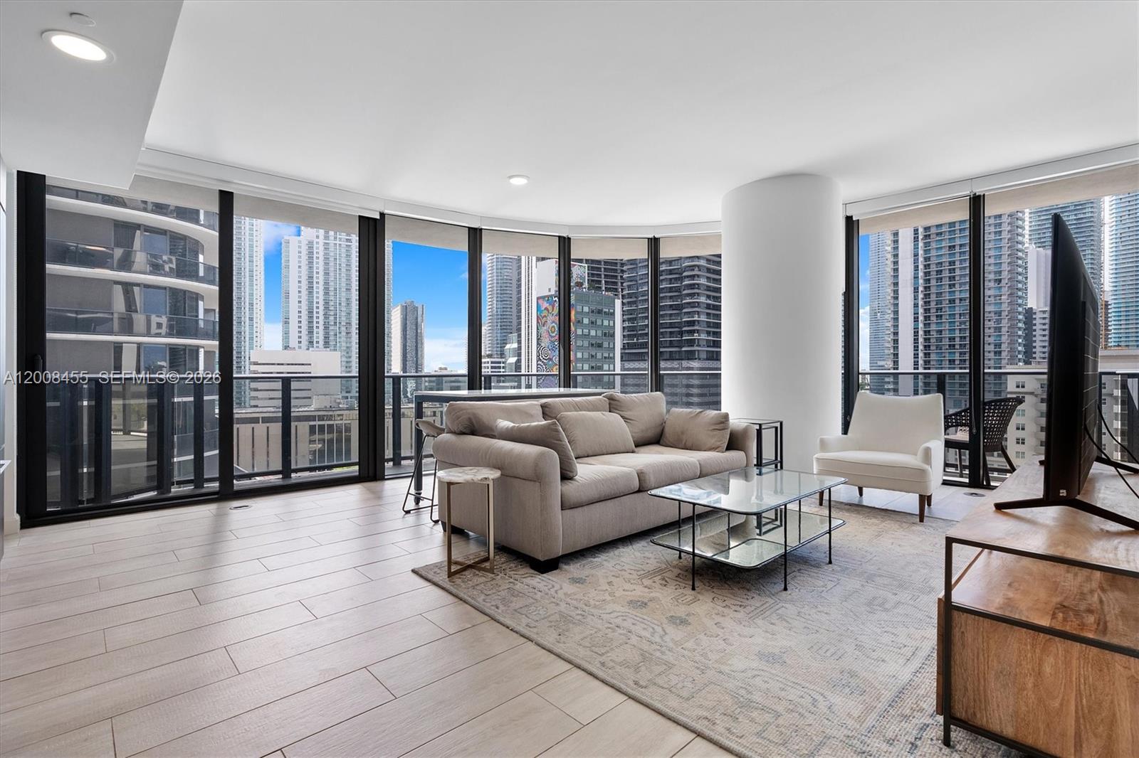 55 SW 9th Street 1103, Miami, FL 33130, Miami