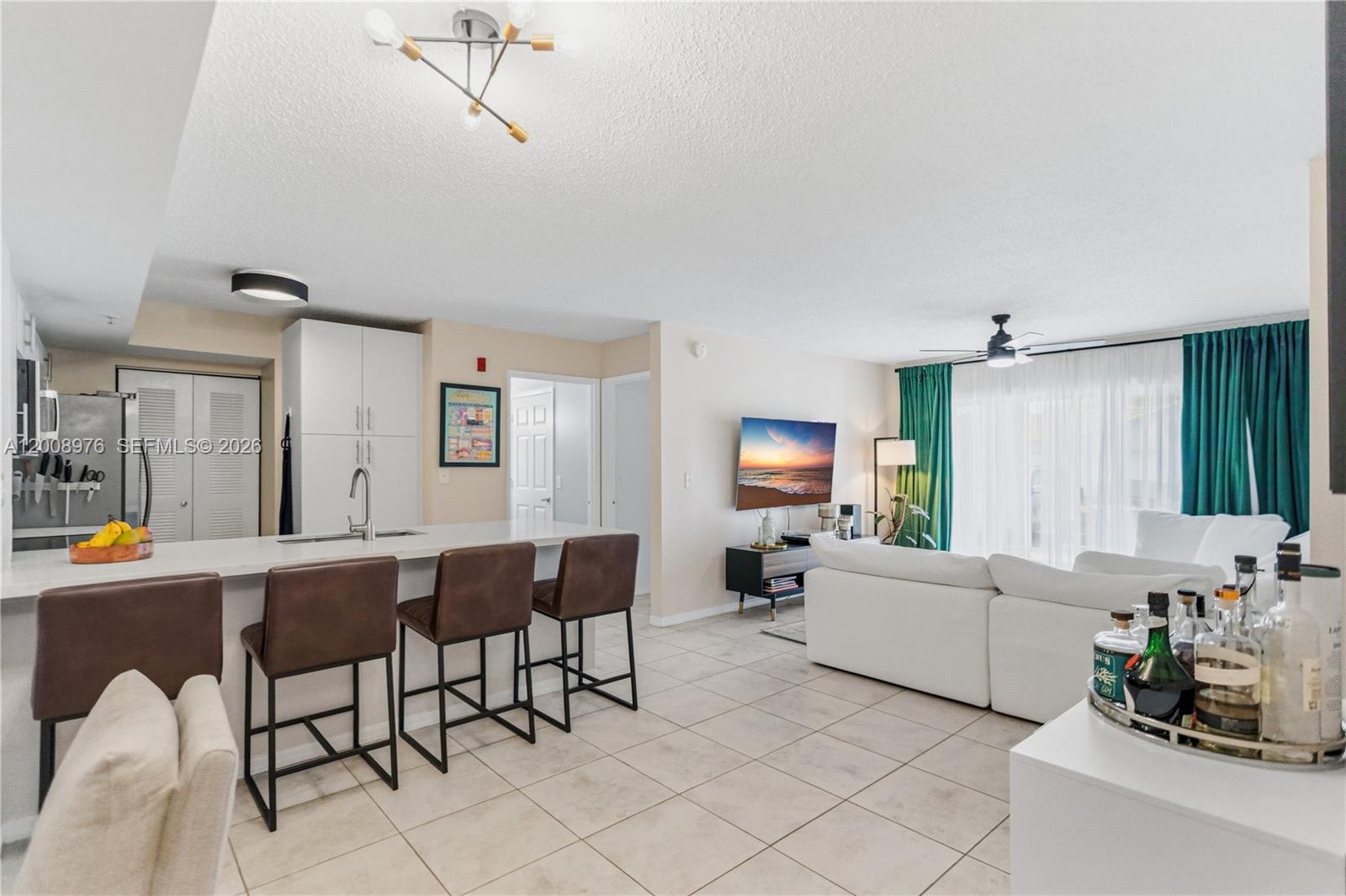 2640 S University Drive 111, Davie, FL 33328, Davie