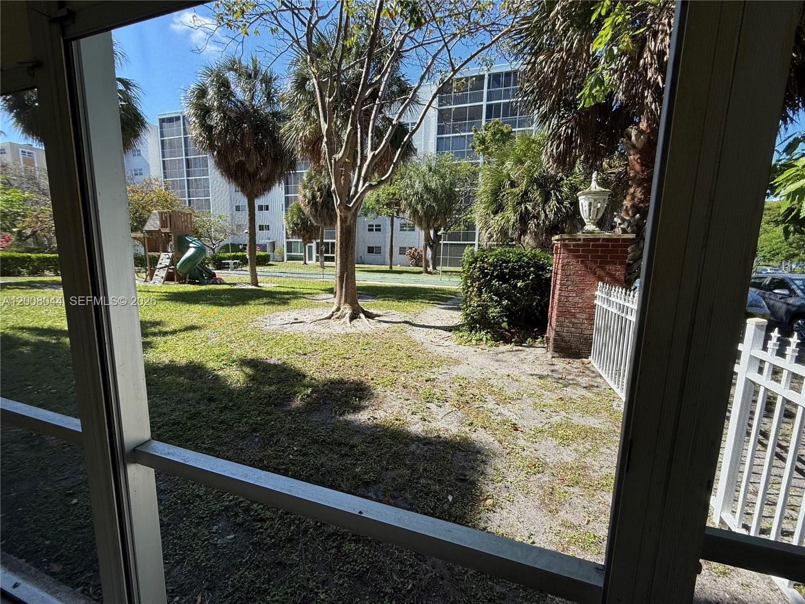 609 NE 14th Avenue 108, Hallandale Beach, FL 33009, Hallandale Beach