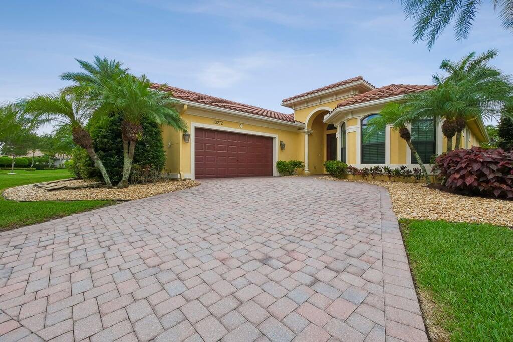10272 Emerson Street, Parkland, FL 33076, Parkland
