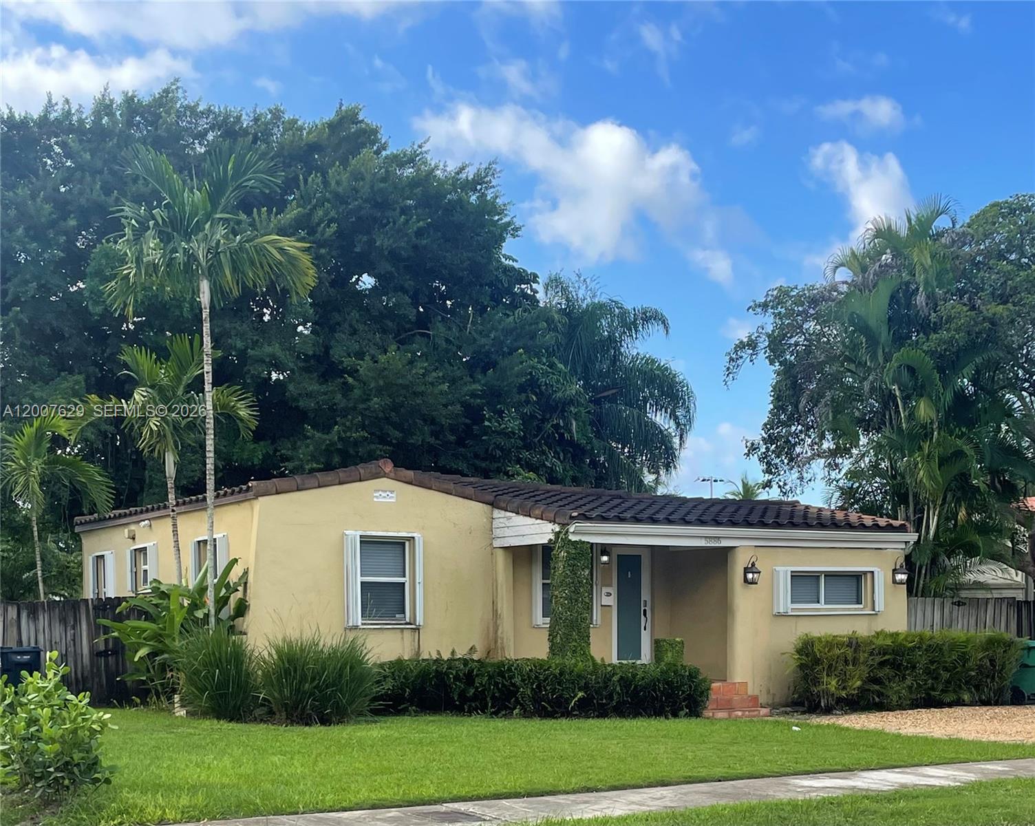 5886 SW 42 Street, Miami, FL 33155, Miami