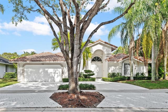 765 Bayside Lane, Orchid Island, Weston, FL