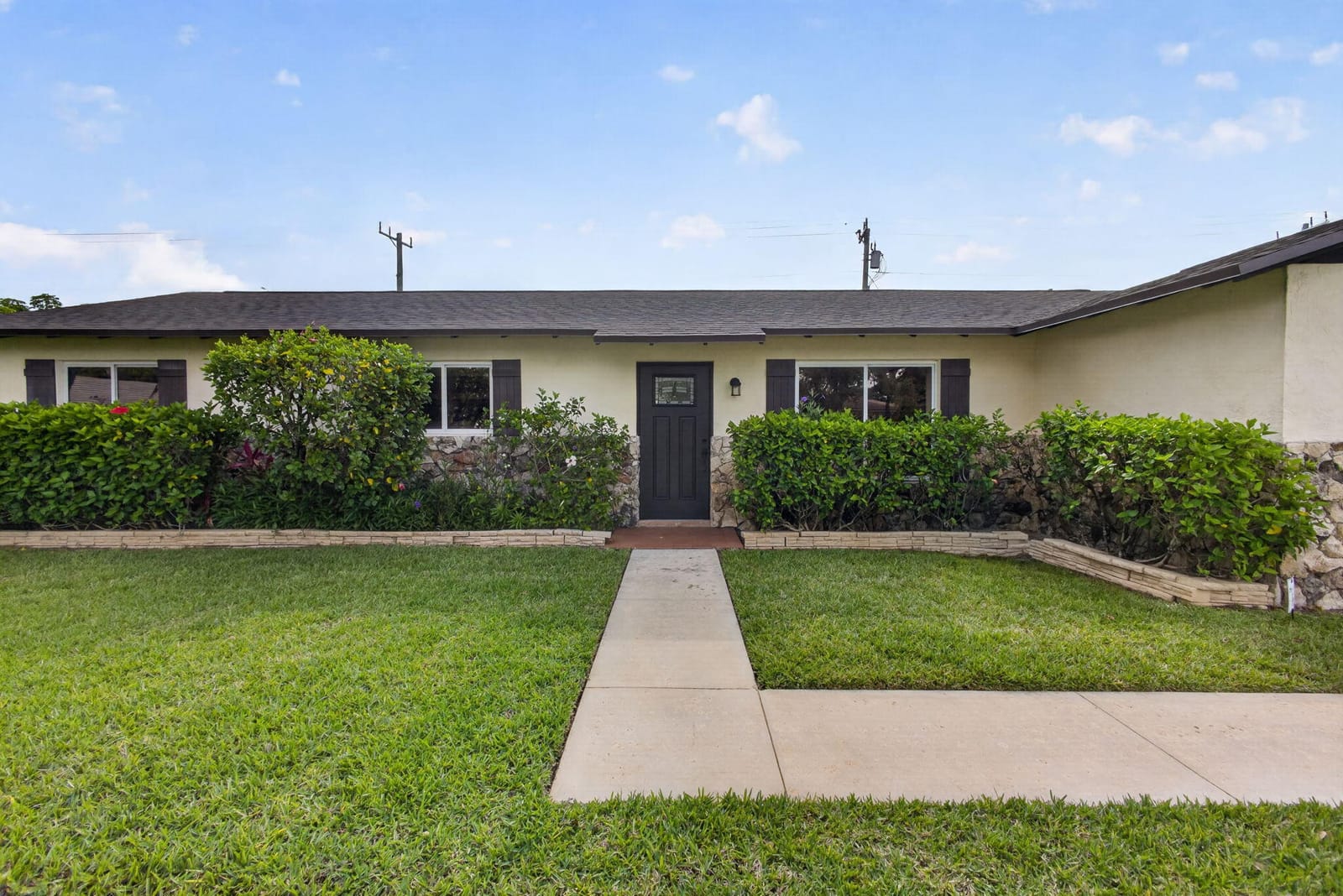 9820 Jonquil Circle N, Palm Beach Gardens, FL 33410 photo 2