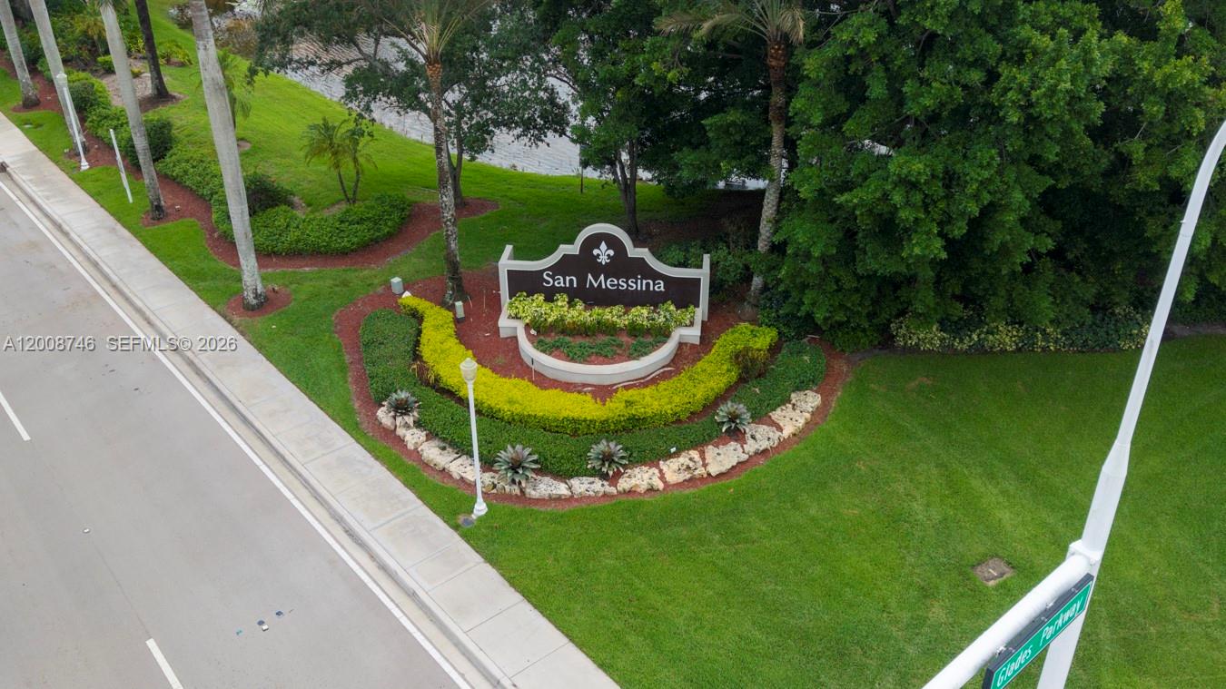 1919 Madeira Drive 4, Weston, FL 33327, Weston