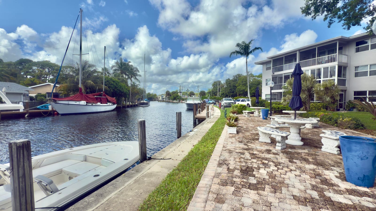 1200 SW 12th Street SW 305 — photo 4