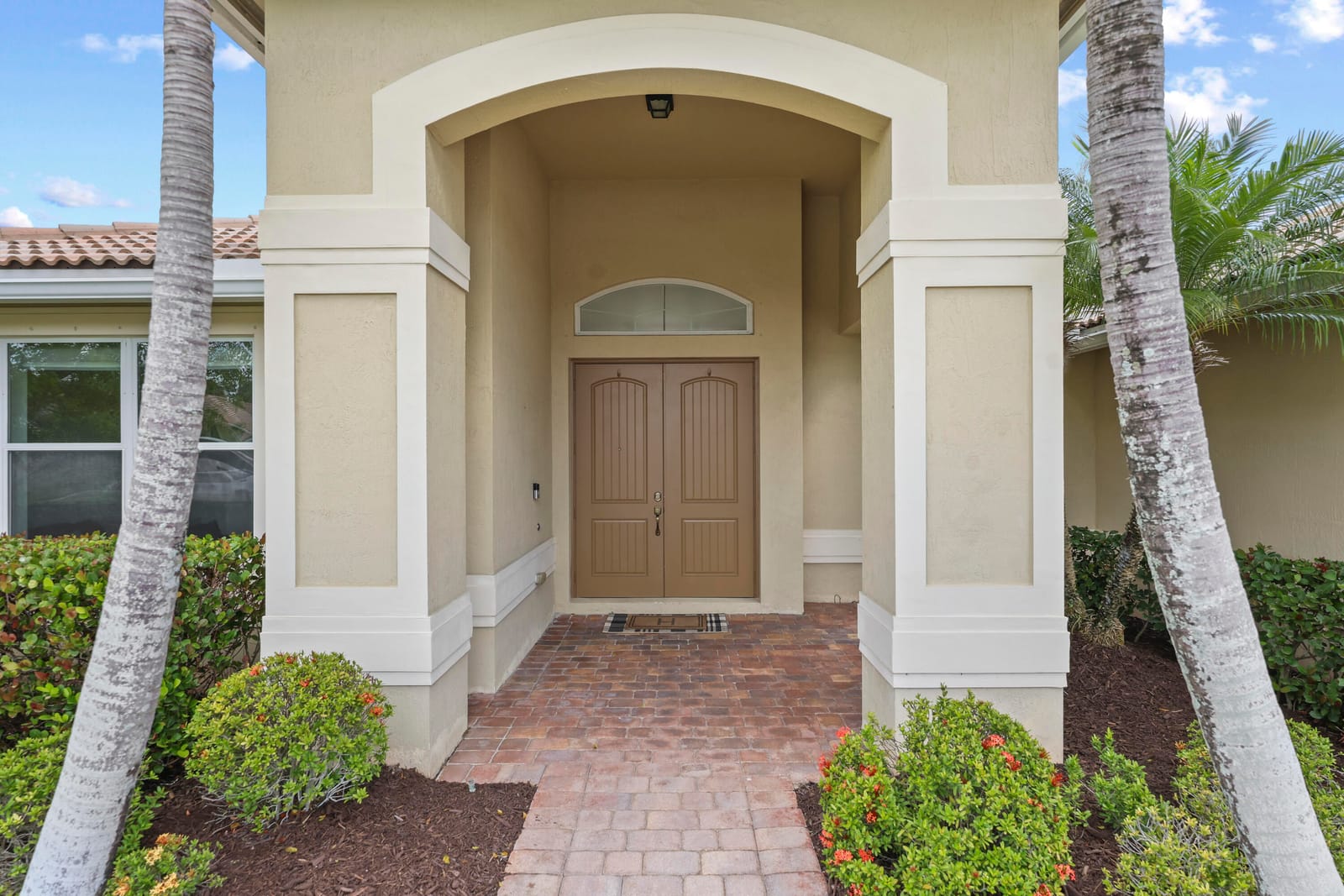 9387 Silent Oak Circle — photo 8