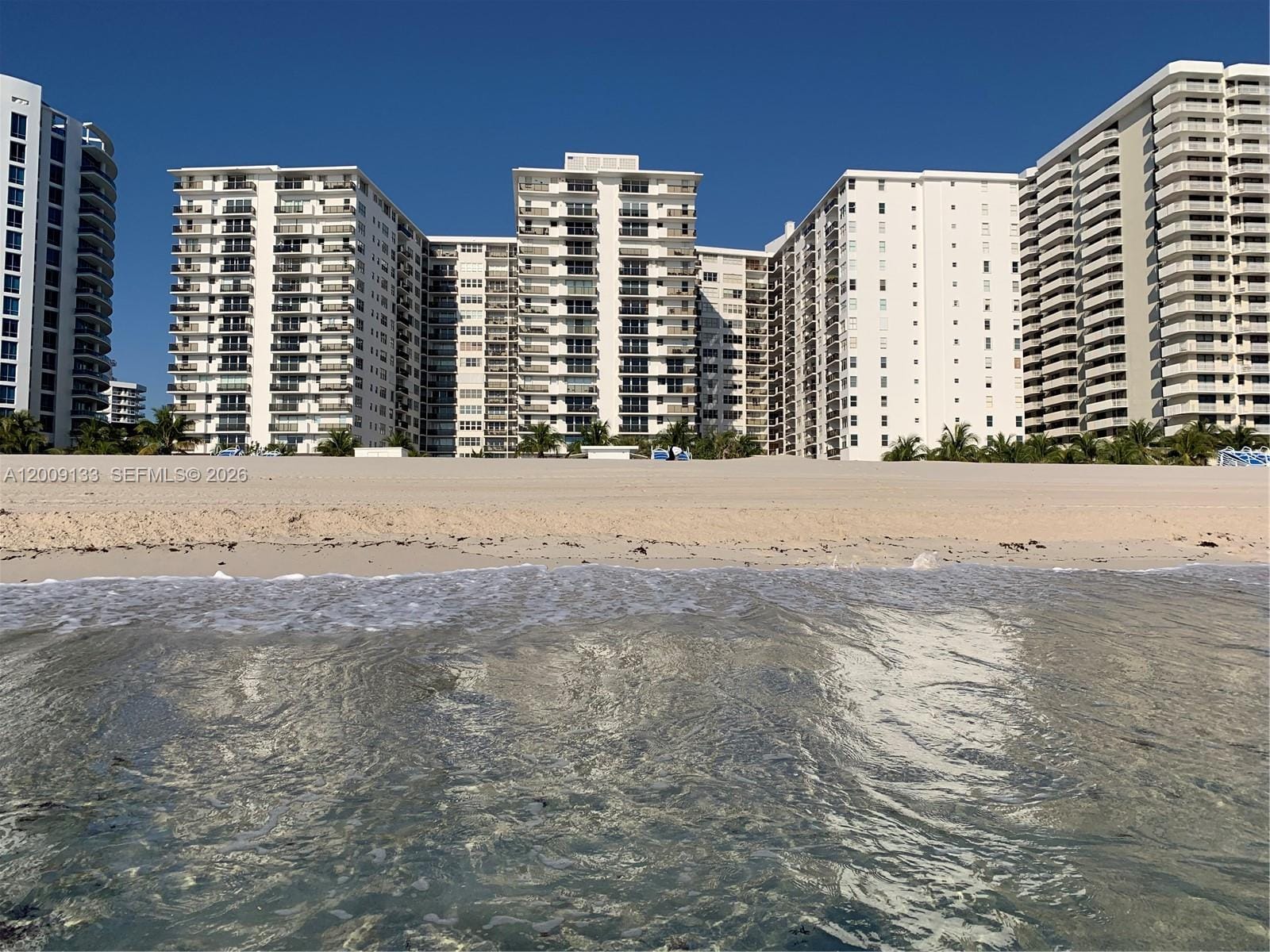 6039 Collins Avenue 1510, Miami Beach, FL 33140 photo 2