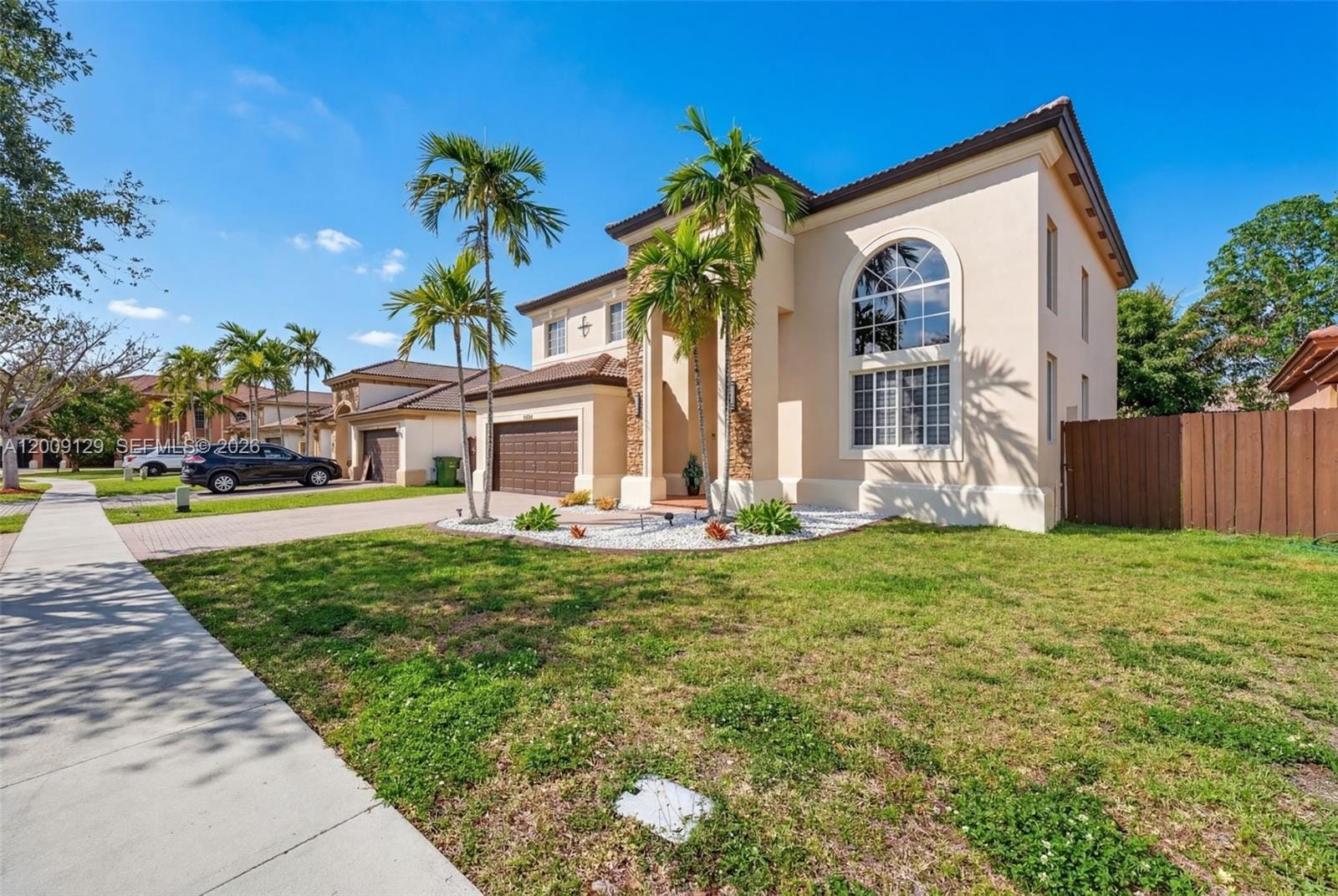 1033 NE 35th Avenue, Homestead, FL 33033 photo 2