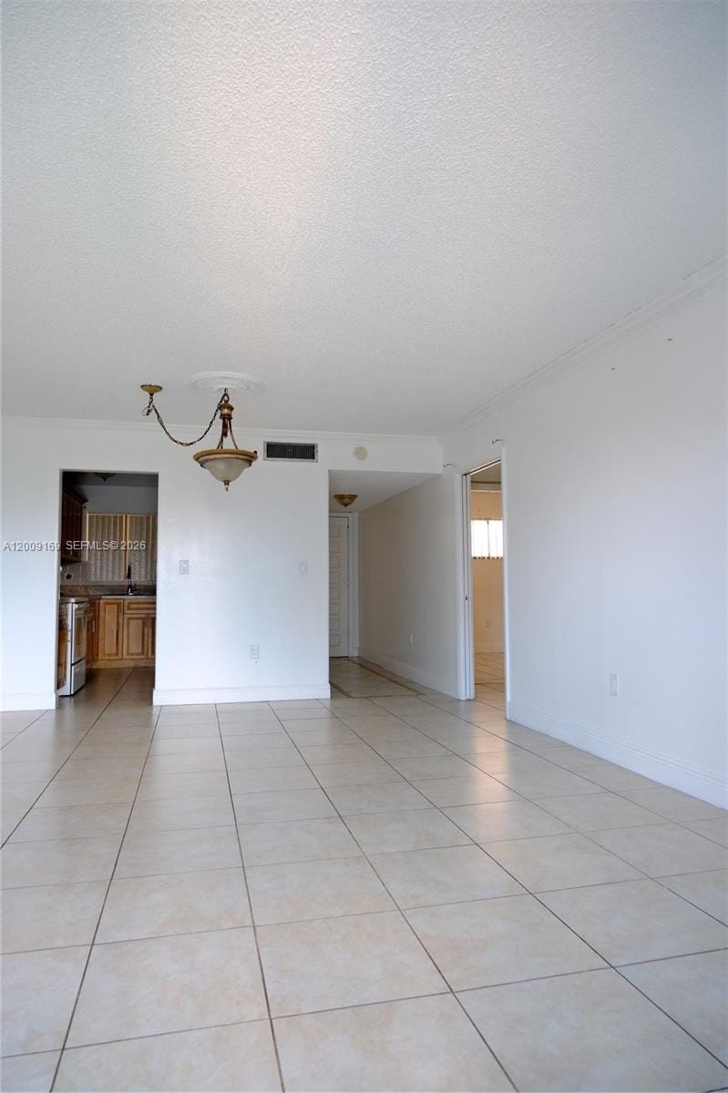 650 NE 149th Street 505F — photo 3