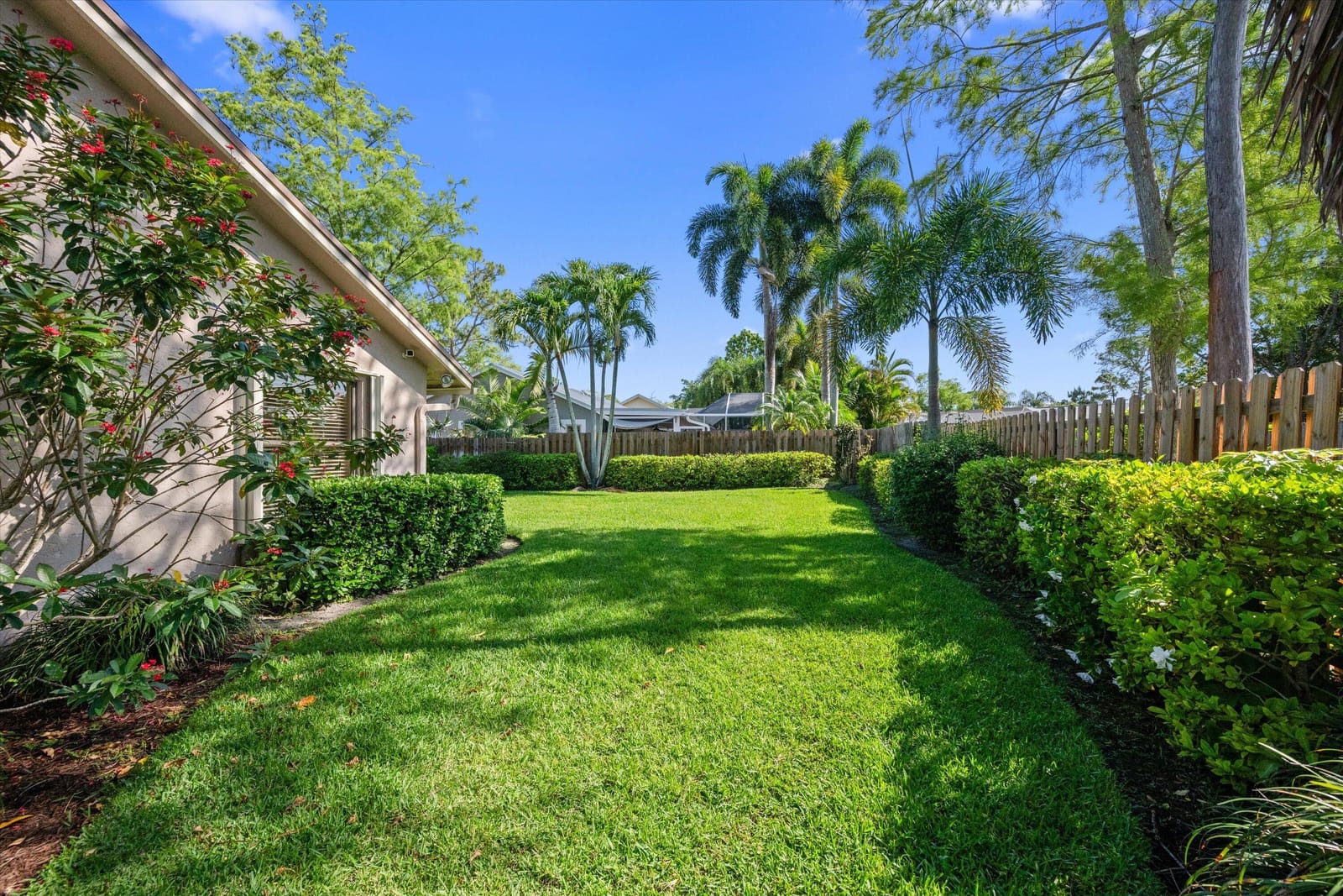 657 Juniper Place, Wellington, FL 33414 photo 21