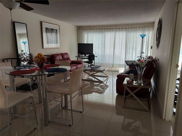 8310 Sands Point Boulevard L305, Tamarac, FL 33321