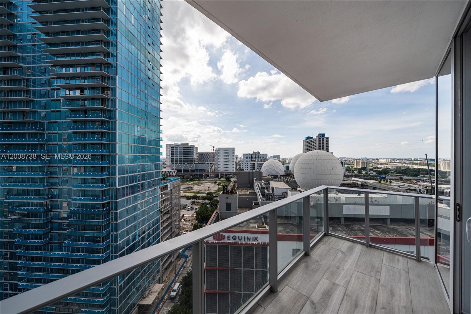 851 NE 1st Avenue 1412, Miami, FL 33132 photo 18