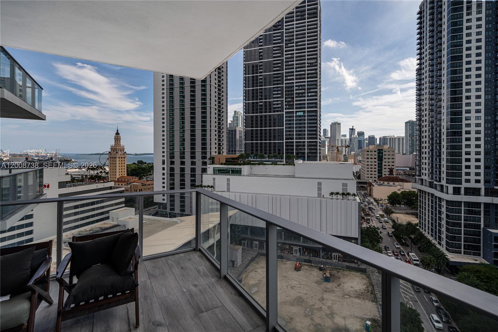 851 NE 1st Avenue 1412, Miami, FL 33132 photo 19